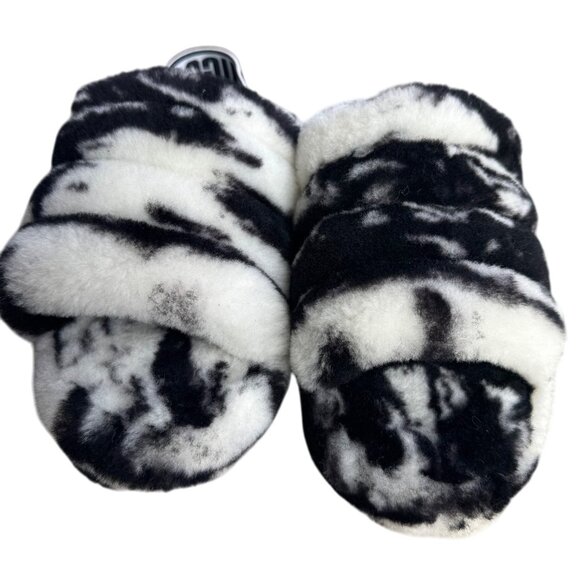 UGG Women's Size 7 Black & White Fluffy Oh Yeah Slippers With Elastic Strap - Picture 3 of 10